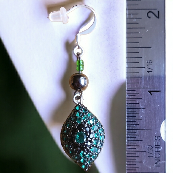 Emerald Green & Hematite Handcrafted Earrings - Picture 6 of 7